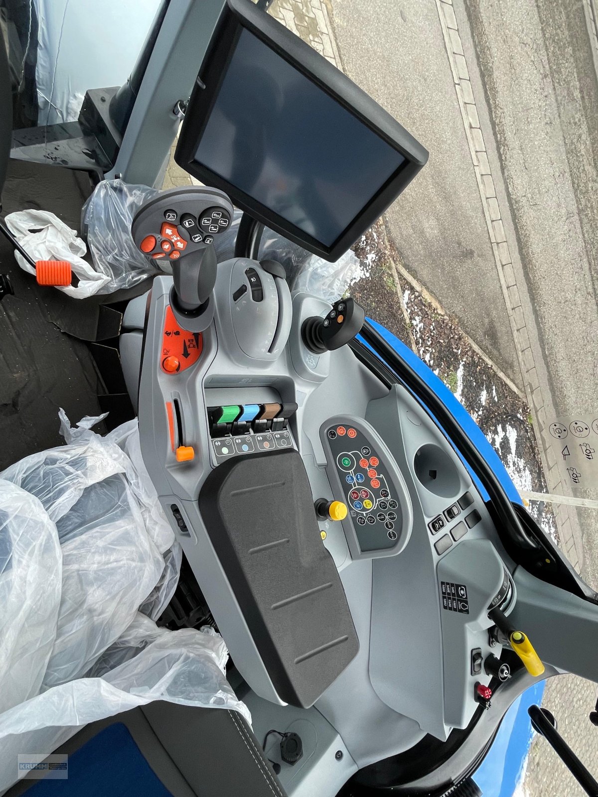 Traktor του τύπου New Holland T5.140 AC, Neumaschine σε Malterdingen (Φωτογραφία 7)