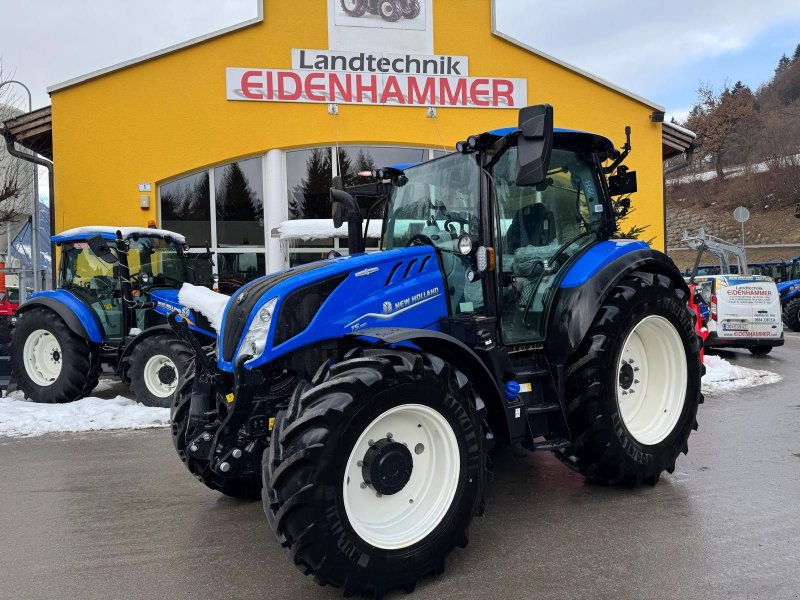 Traktor типа New Holland T5.140, Neumaschine в Burgkirchen (Фотография 1)