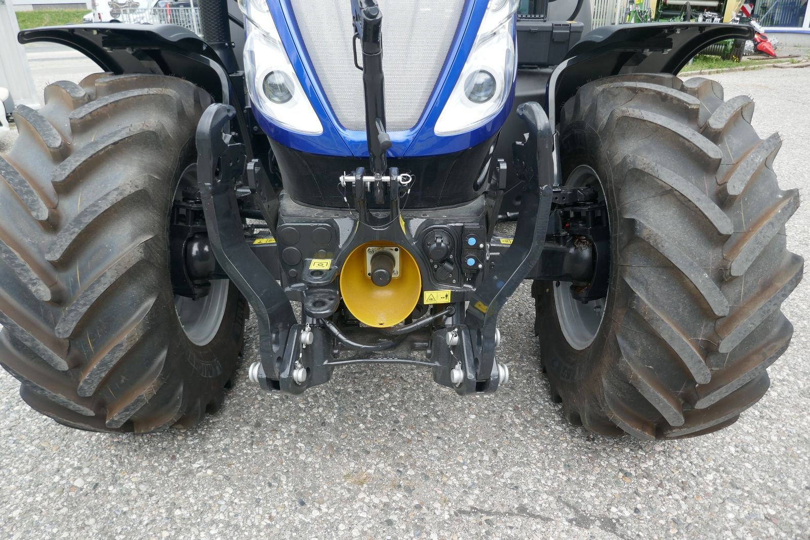 Traktor типа New Holland T5.140, Gebrauchtmaschine в Villach (Фотография 4)