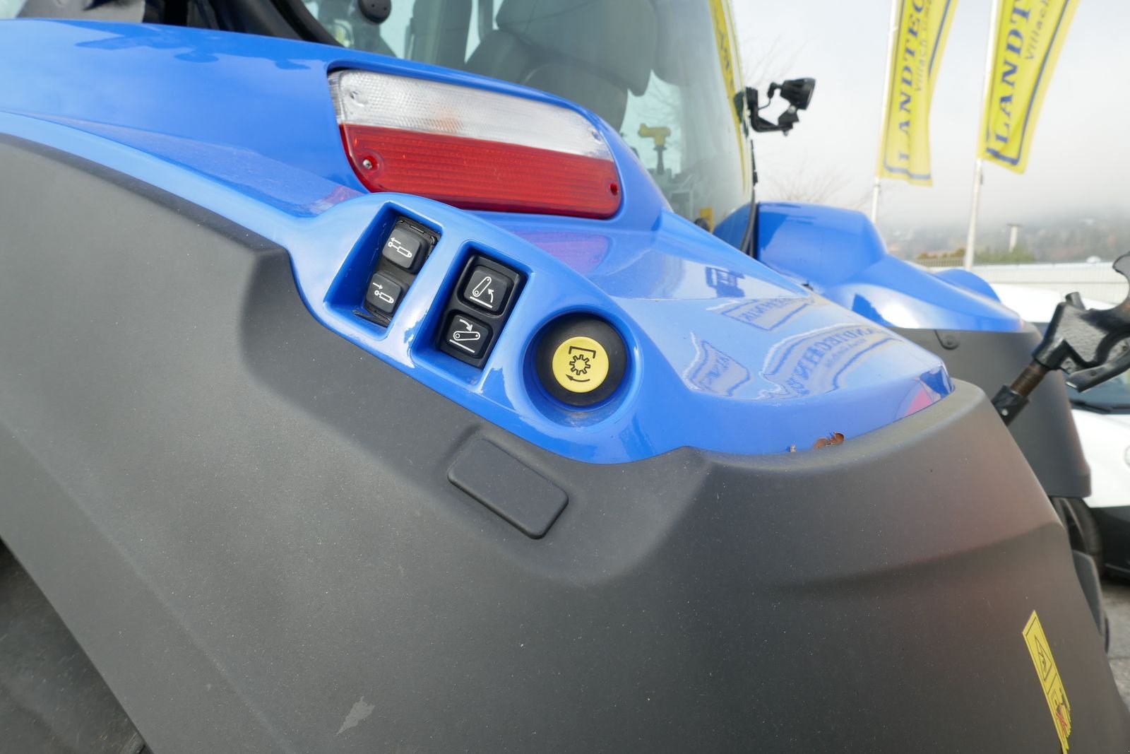 Traktor typu New Holland T5.140, Gebrauchtmaschine v Villach (Obrázok 8)