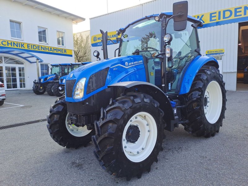 Traktor of the type New Holland T5.80 Dual Command, Neumaschine in Burgkirchen (Picture 1)