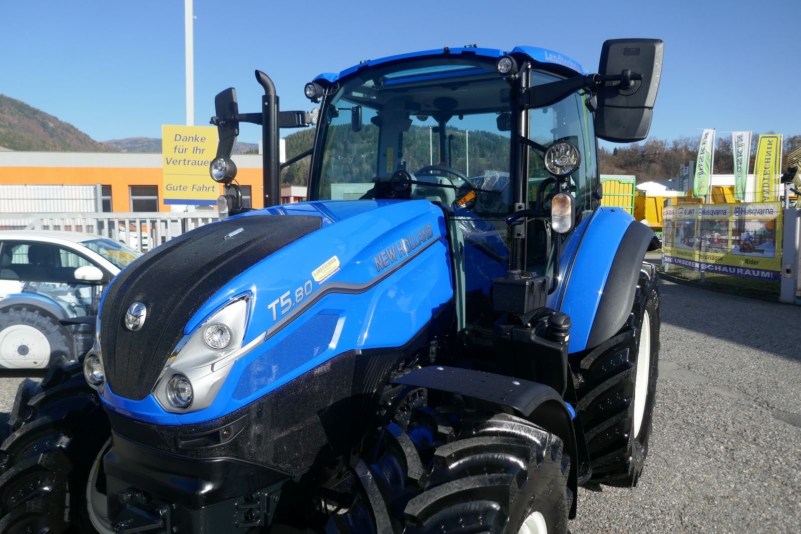 Traktor des Typs New Holland T5.80 Dual Command, Gebrauchtmaschine in Villach (Bild 4)