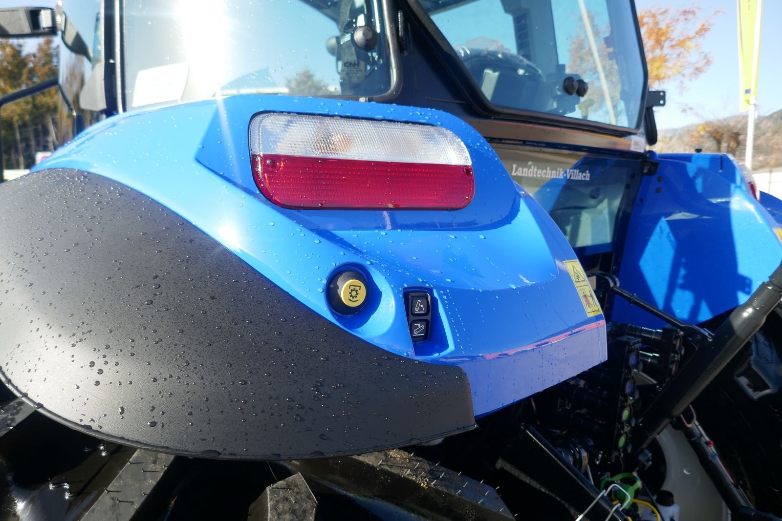 Traktor des Typs New Holland T5.80 Dual Command, Gebrauchtmaschine in Villach (Bild 14)