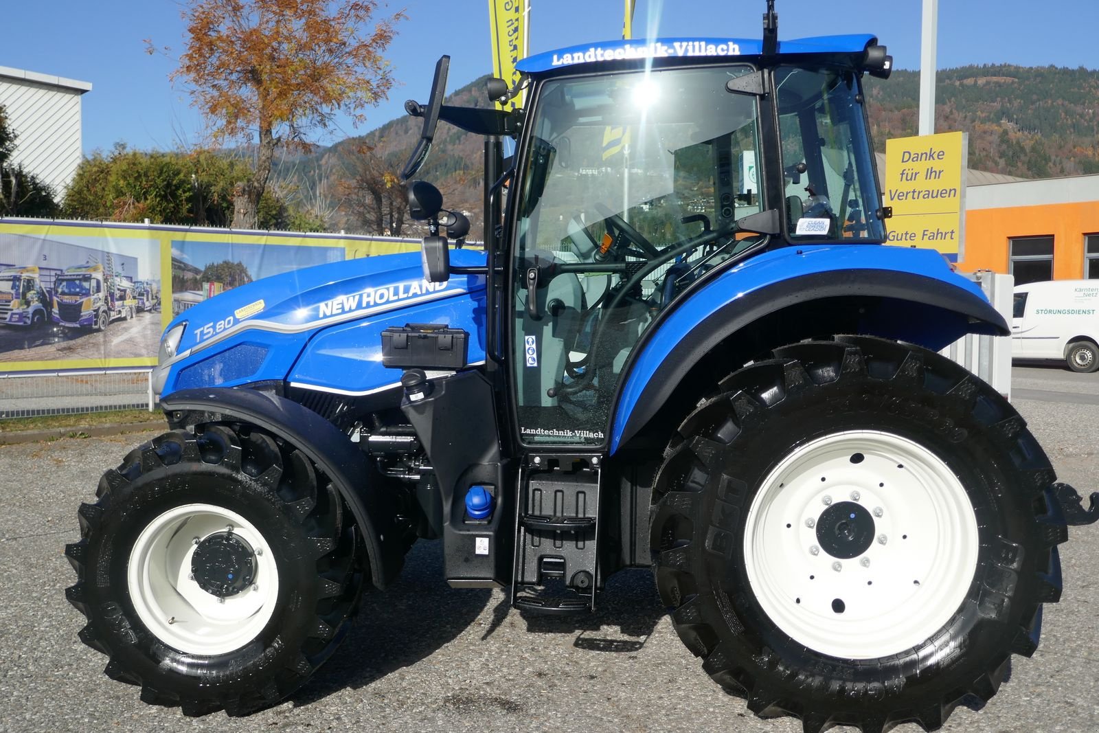 Traktor des Typs New Holland T5.80 Dual Command, Gebrauchtmaschine in Villach (Bild 16)