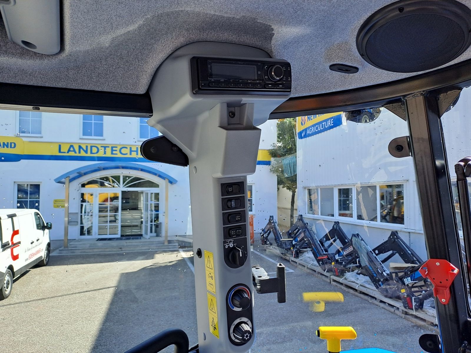 Traktor του τύπου New Holland T5.80 HILO, Neumaschine σε Burgkirchen (Φωτογραφία 17)