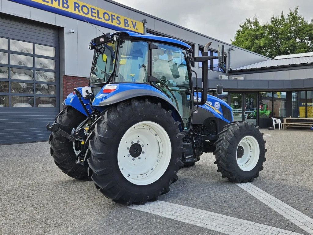 Traktor του τύπου New Holland T5.85 Dual command, Gebrauchtmaschine σε BENNEKOM (Φωτογραφία 4)