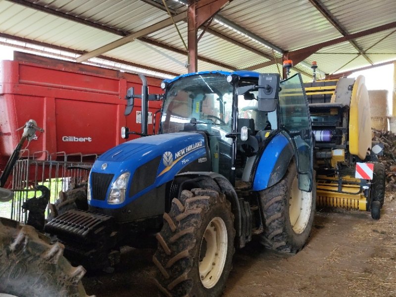 Traktor del tipo New Holland T5.85, Gebrauchtmaschine In Einvaux