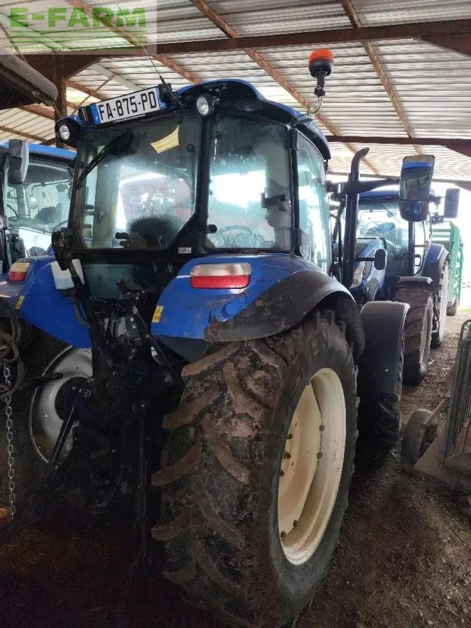 Traktor типа New Holland t5.85, Gebrauchtmaschine в CHAUVONCOURT (Фотография 8)