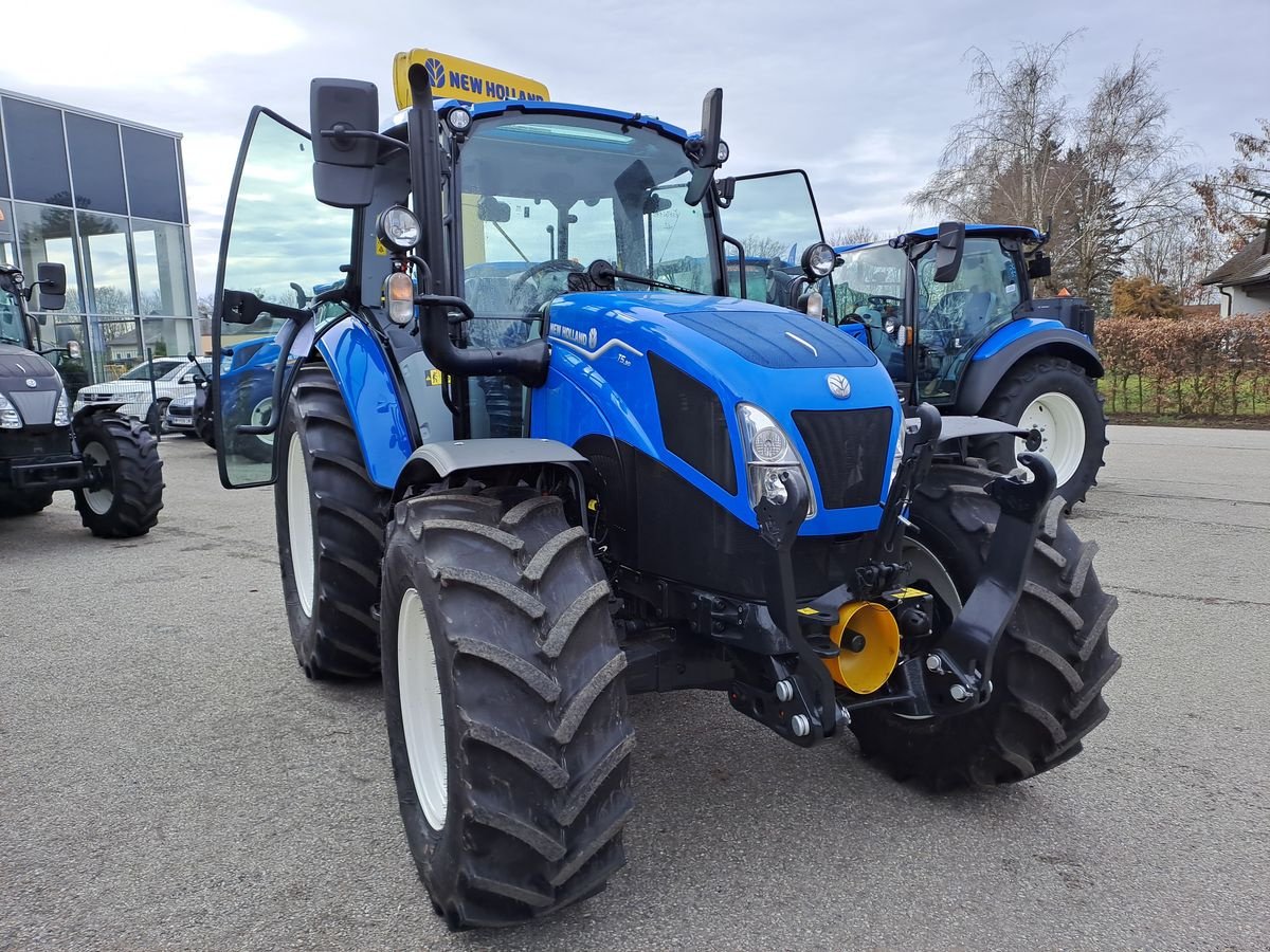 Traktor des Typs New Holland T5.90 Dual Command, Neumaschine in Burgkirchen (Bild 3)