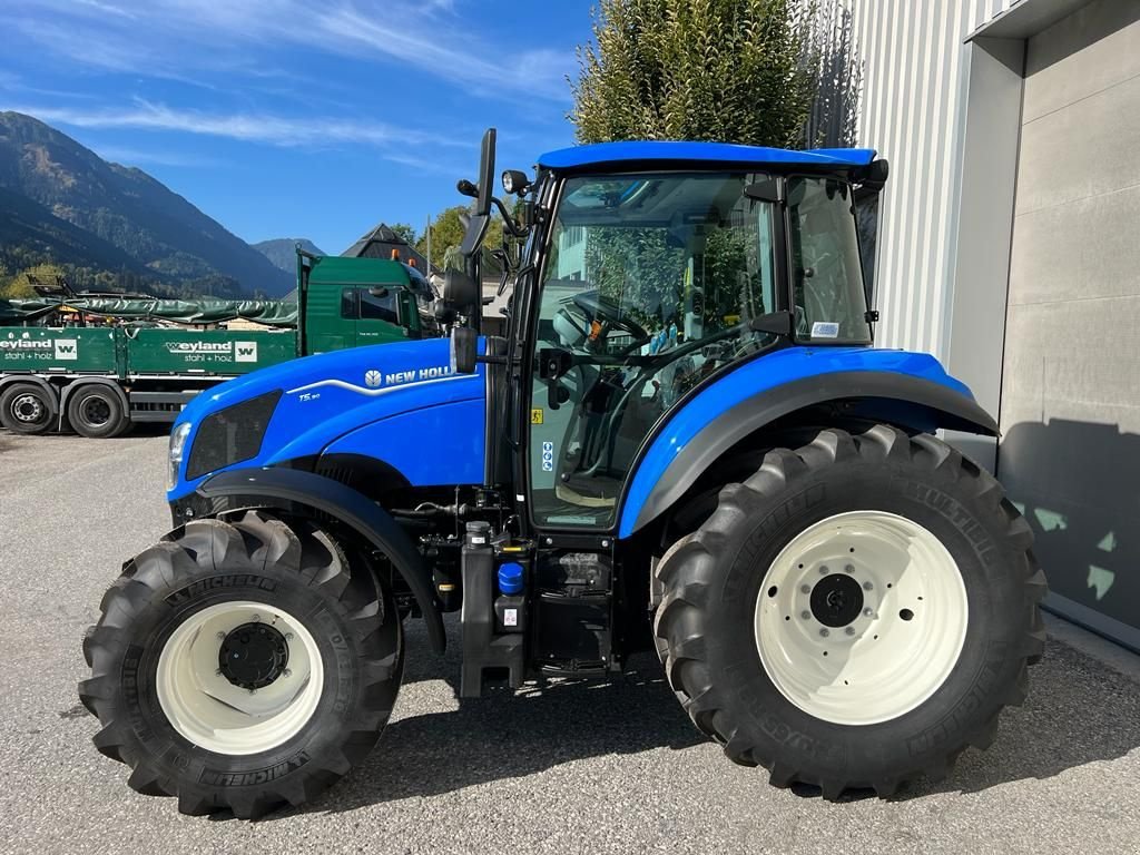 Traktor typu New Holland T5.90 Dual Command, Neumaschine w Burgkirchen (Zdjęcie 4)