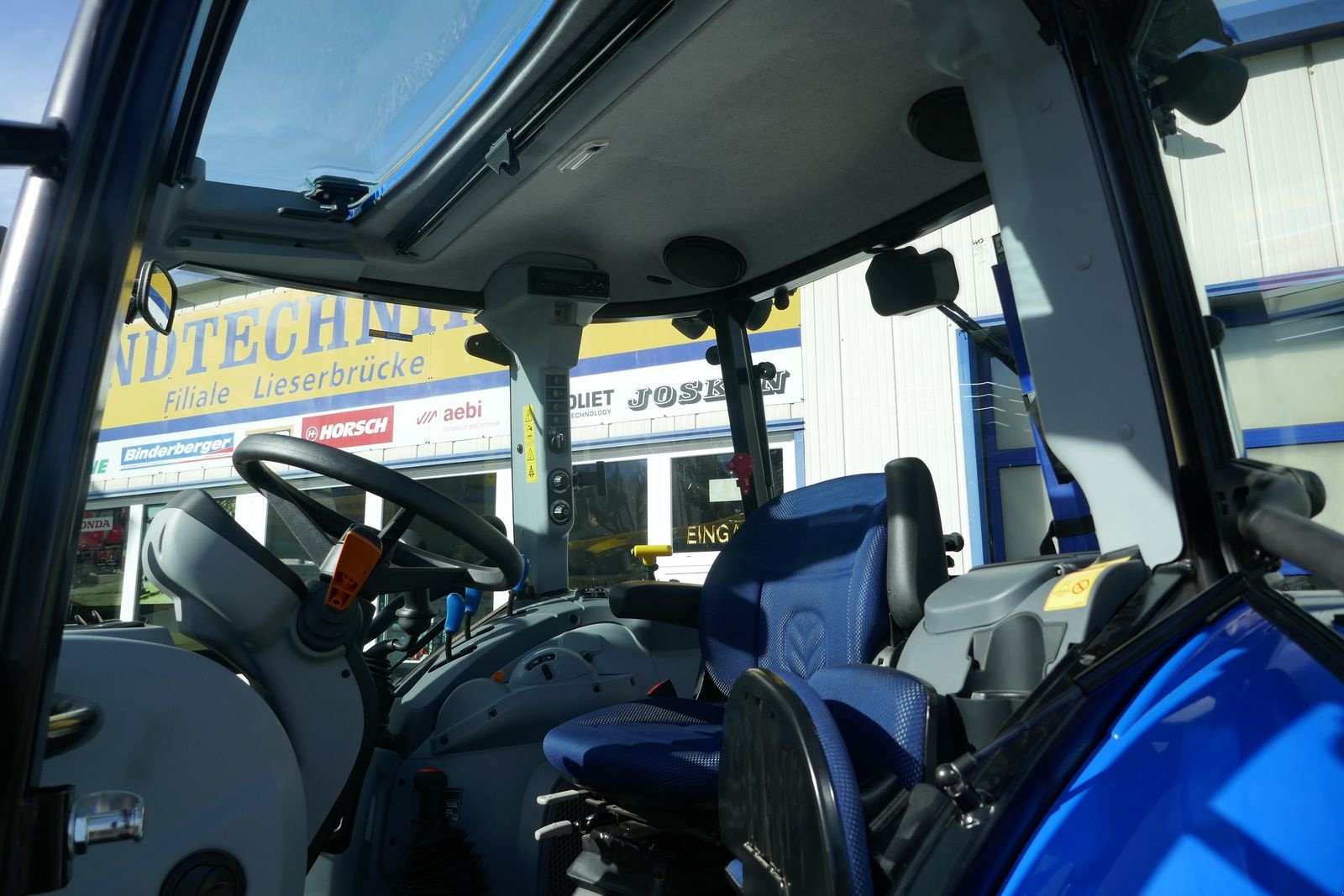 Traktor a típus New Holland T5.90 Dual Command, Gebrauchtmaschine ekkor: Villach (Kép 7)