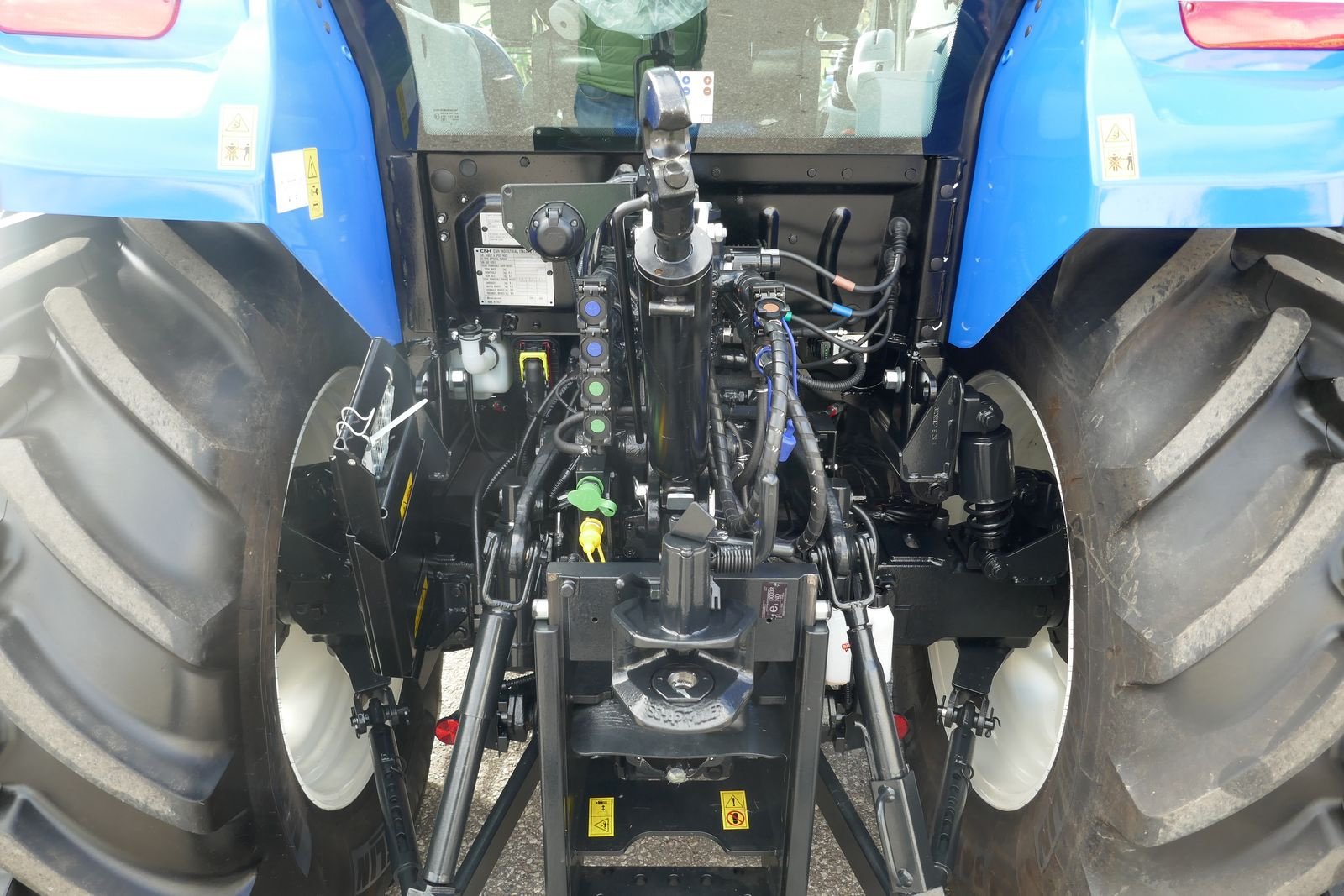 Traktor типа New Holland T5.90 Dual Command, Gebrauchtmaschine в Villach (Фотография 10)