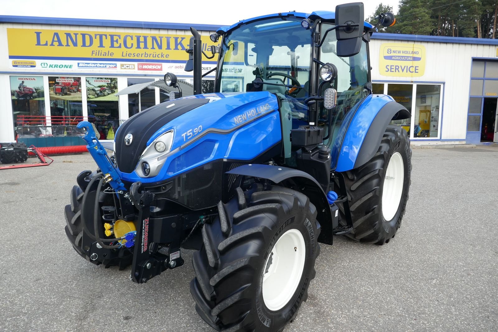 Traktor типа New Holland T5.90 Dual Command, Gebrauchtmaschine в Villach (Фотография 1)