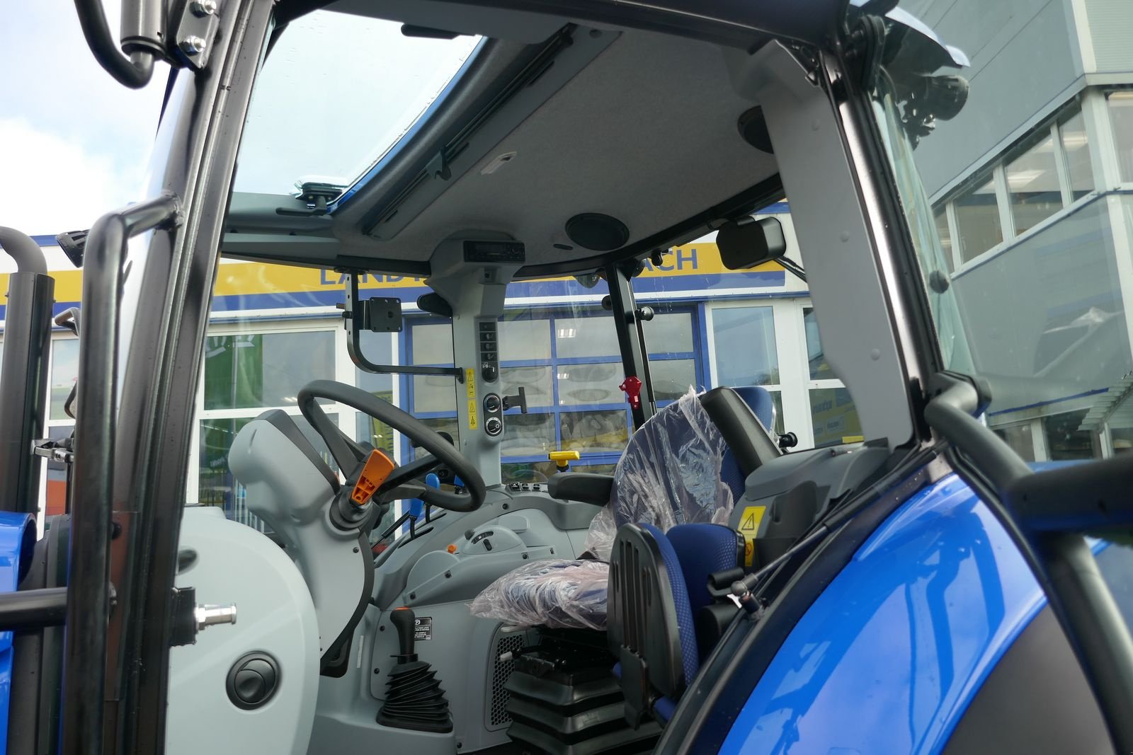 Traktor Türe ait New Holland T5.90 Dual Command, Gebrauchtmaschine içinde Villach (resim 9)