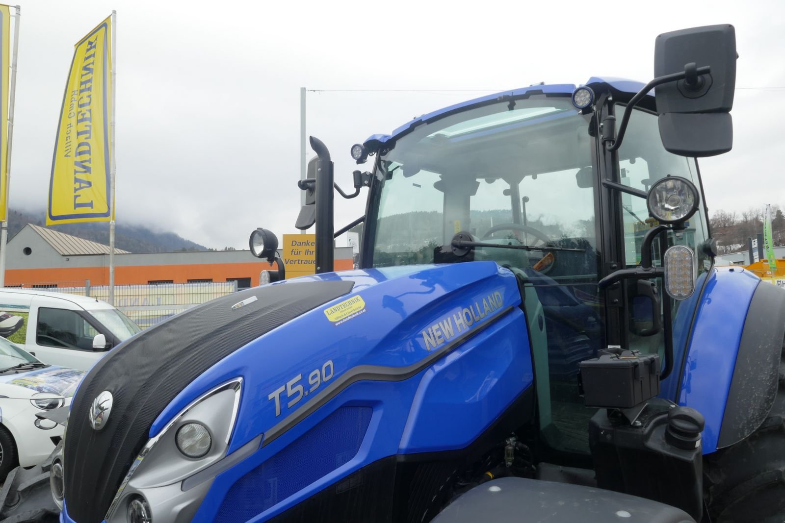 Traktor del tipo New Holland T5.90 Dual Command, Gebrauchtmaschine In Villach (Immagine 2)