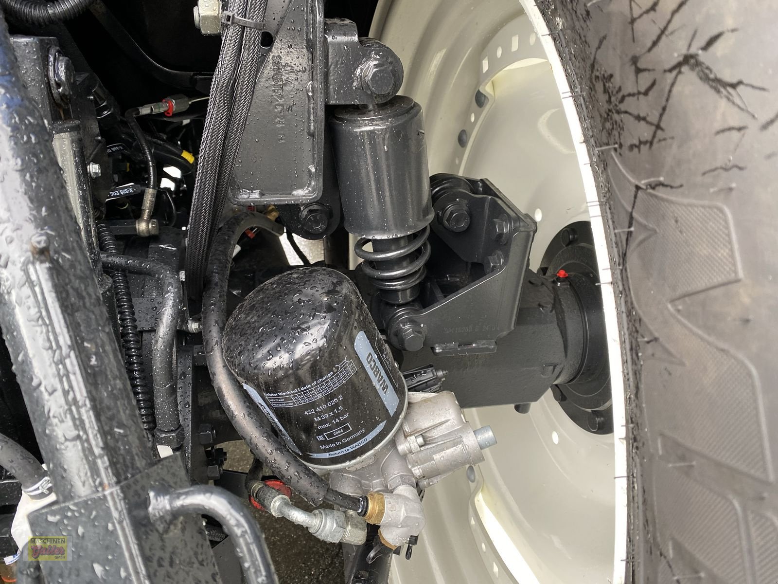 Traktor of the type New Holland T5.90 Dual Command, Neumaschine in Kötschach (Picture 8)