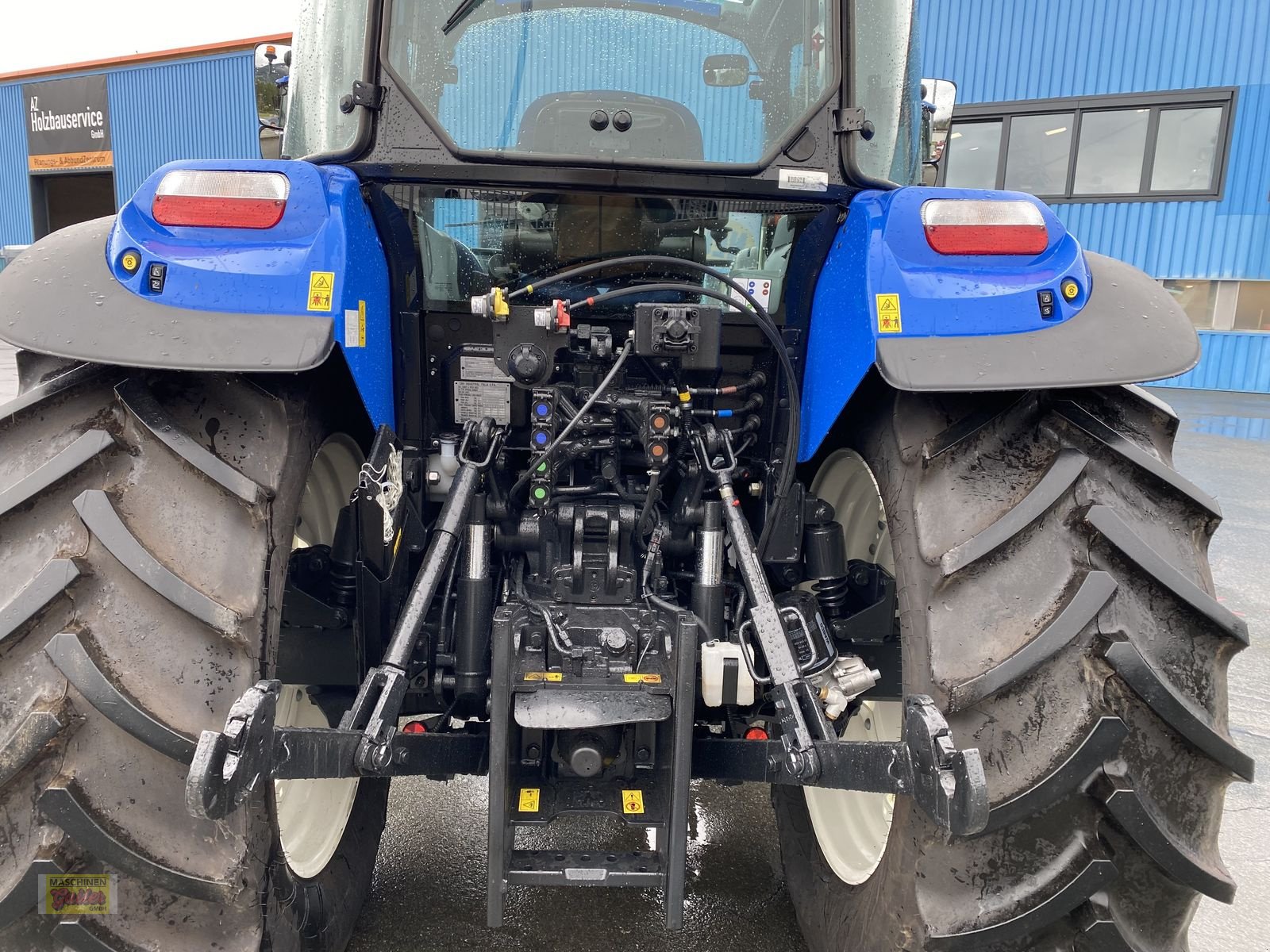 Traktor of the type New Holland T5.90 Dual Command, Neumaschine in Kötschach (Picture 5)