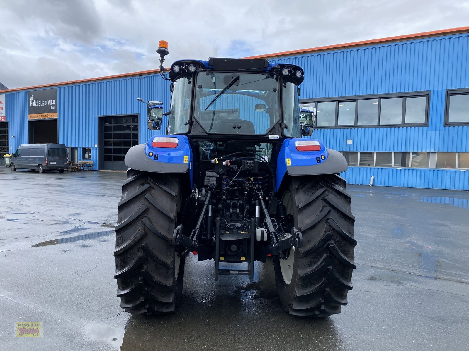 Traktor of the type New Holland T5.90 Dual Command, Neumaschine in Kötschach (Picture 4)
