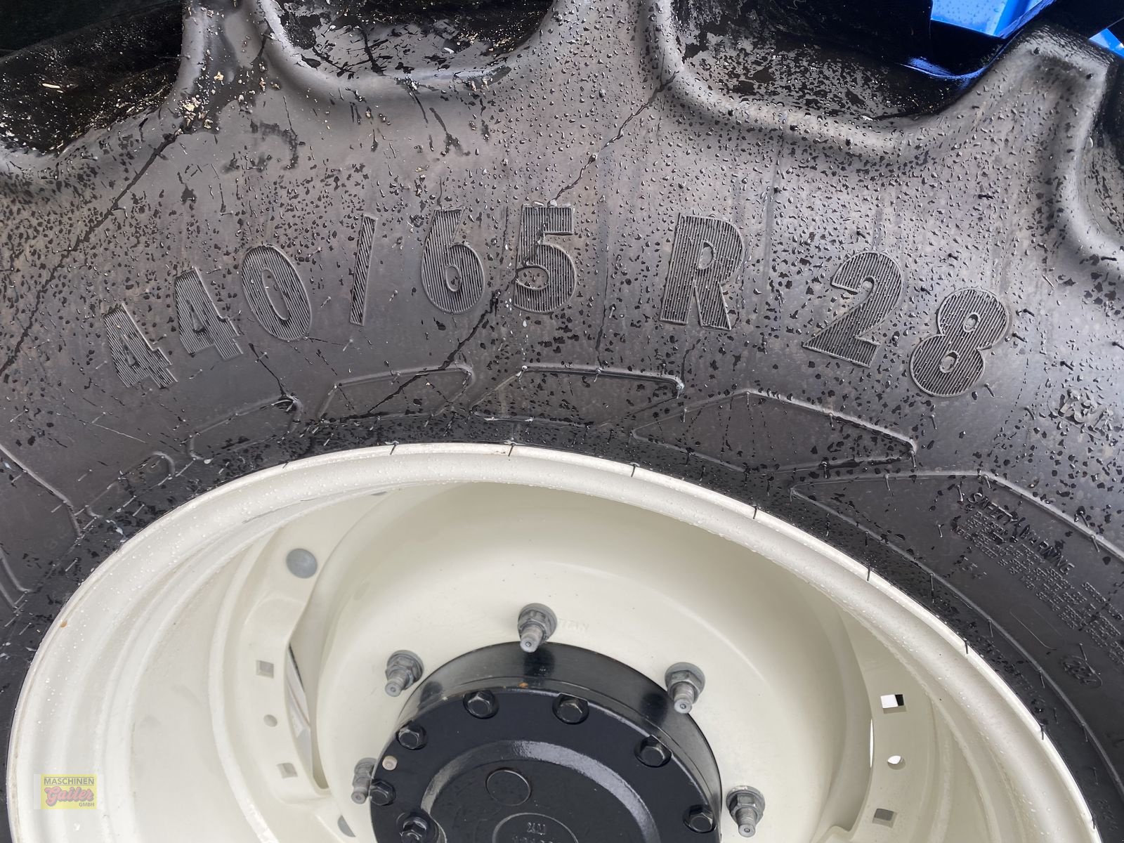 Traktor of the type New Holland T5.90 Dual Command, Neumaschine in Kötschach (Picture 14)