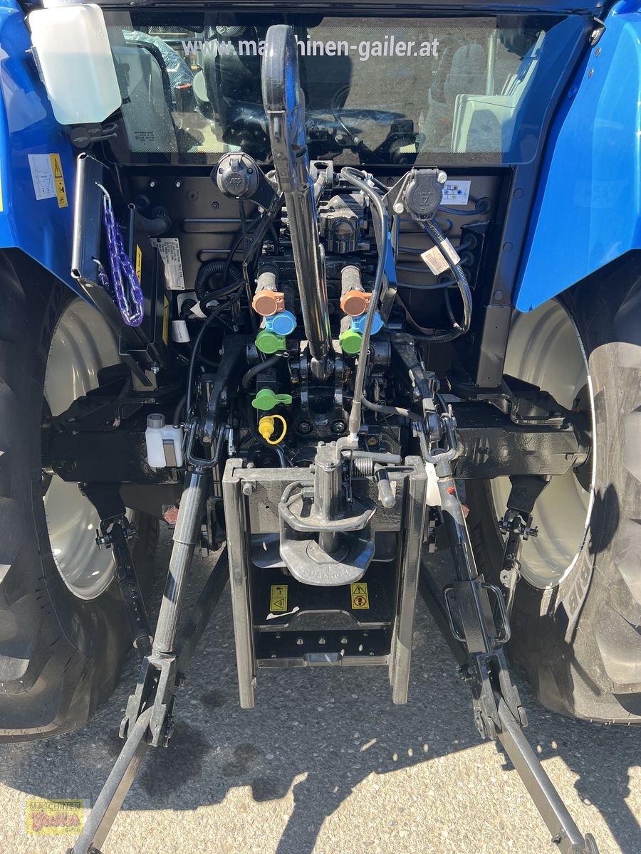 Traktor of the type New Holland T5.90 Dual Command, Neumaschine in Kötschach (Picture 8)