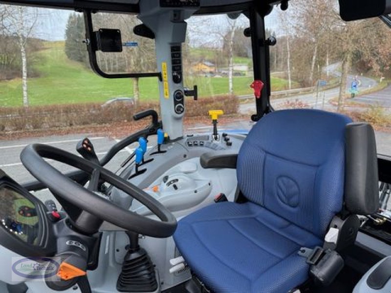 Traktor Türe ait New Holland T5.90 Dual Command, Neumaschine içinde Münzkirchen (resim 18)
