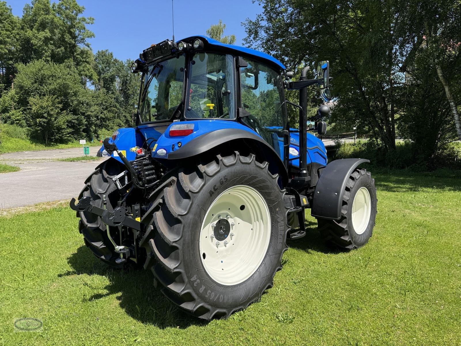 Traktor tipa New Holland T5.90 Dual Command, Neumaschine u Münzkirchen (Slika 5)
