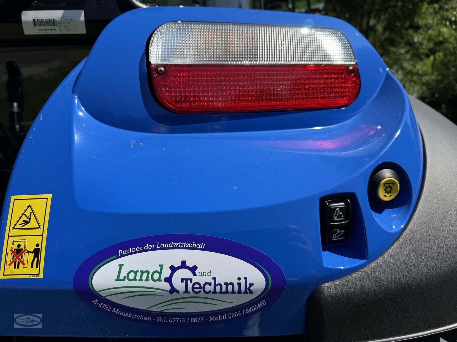 Traktor tipa New Holland T5.90 Dual Command, Neumaschine u Münzkirchen (Slika 9)