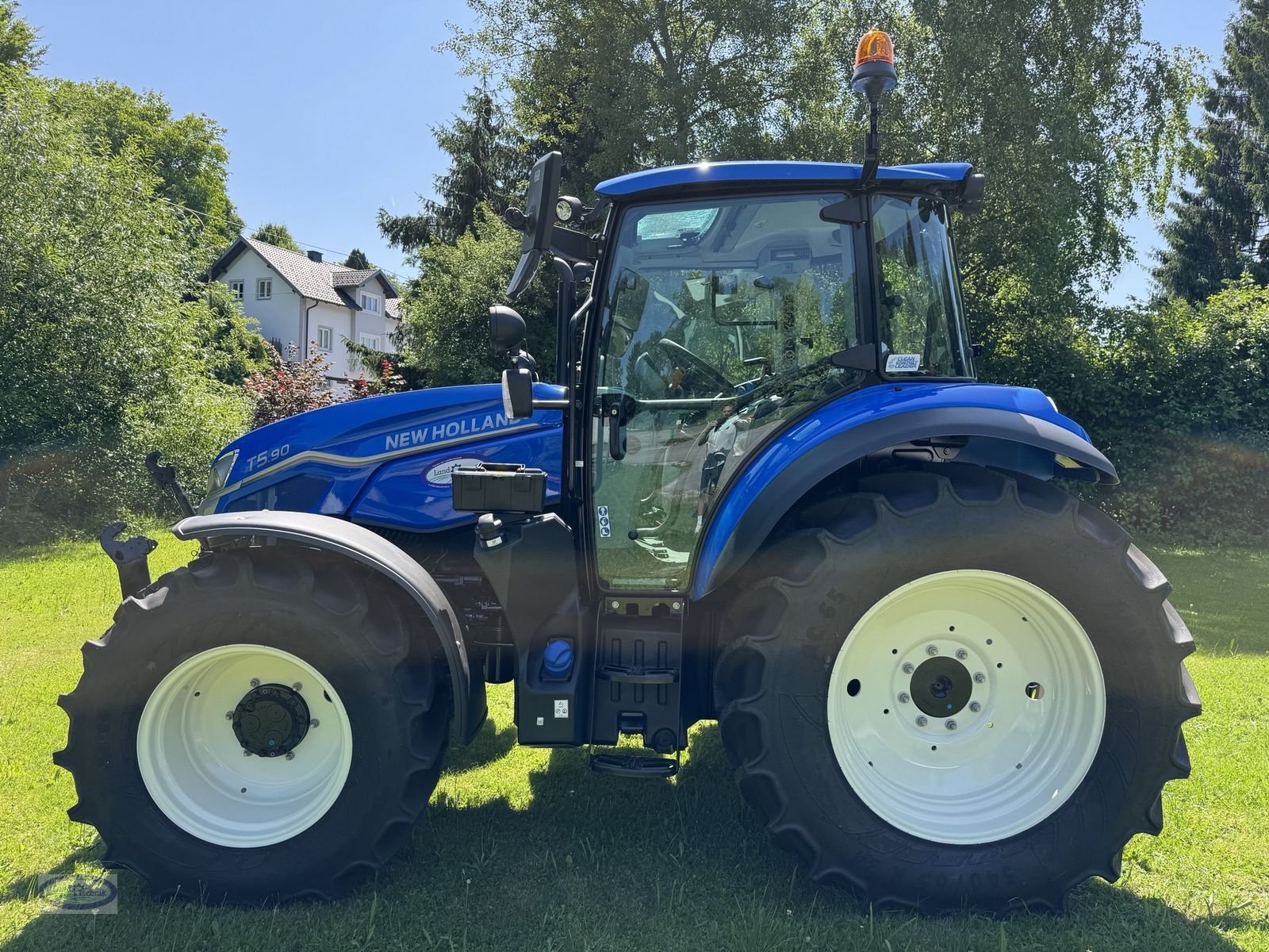 Traktor tipa New Holland T5.90 Dual Command, Neumaschine u Münzkirchen (Slika 13)