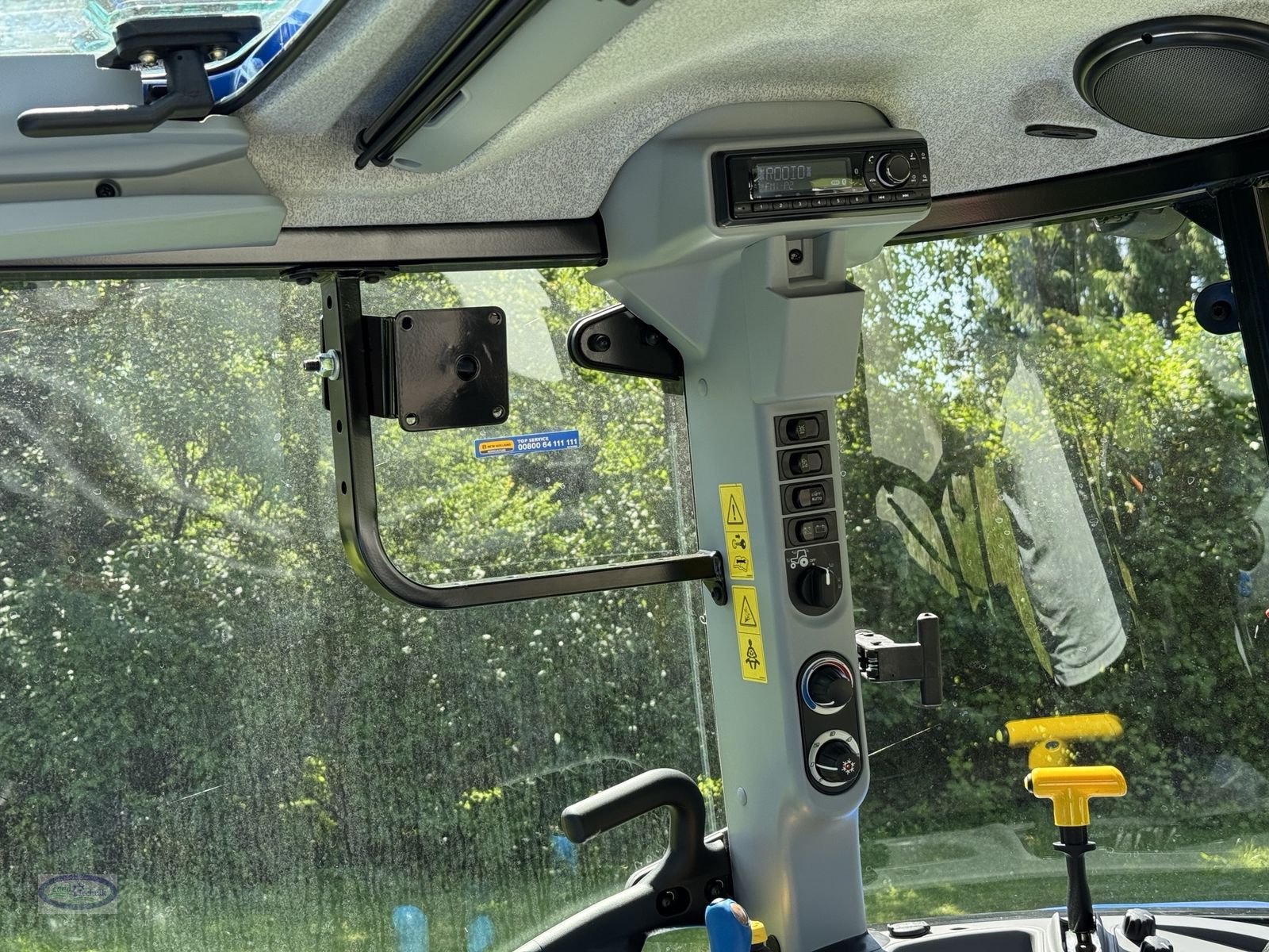 Traktor tipa New Holland T5.90 Dual Command, Neumaschine u Münzkirchen (Slika 15)