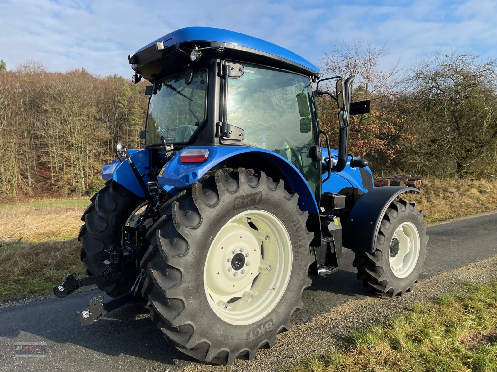 Traktor des Typs New Holland T5.90 S, Neumaschine in Lichtenfels (Bild 5)
