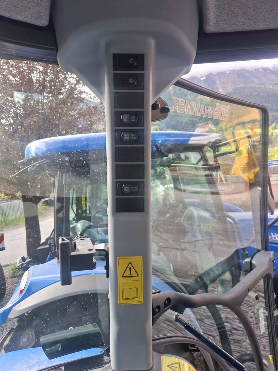 Traktor typu New Holland T5.90 Utility Dual Command, Gebrauchtmaschine v Burgkirchen (Obrázok 3)