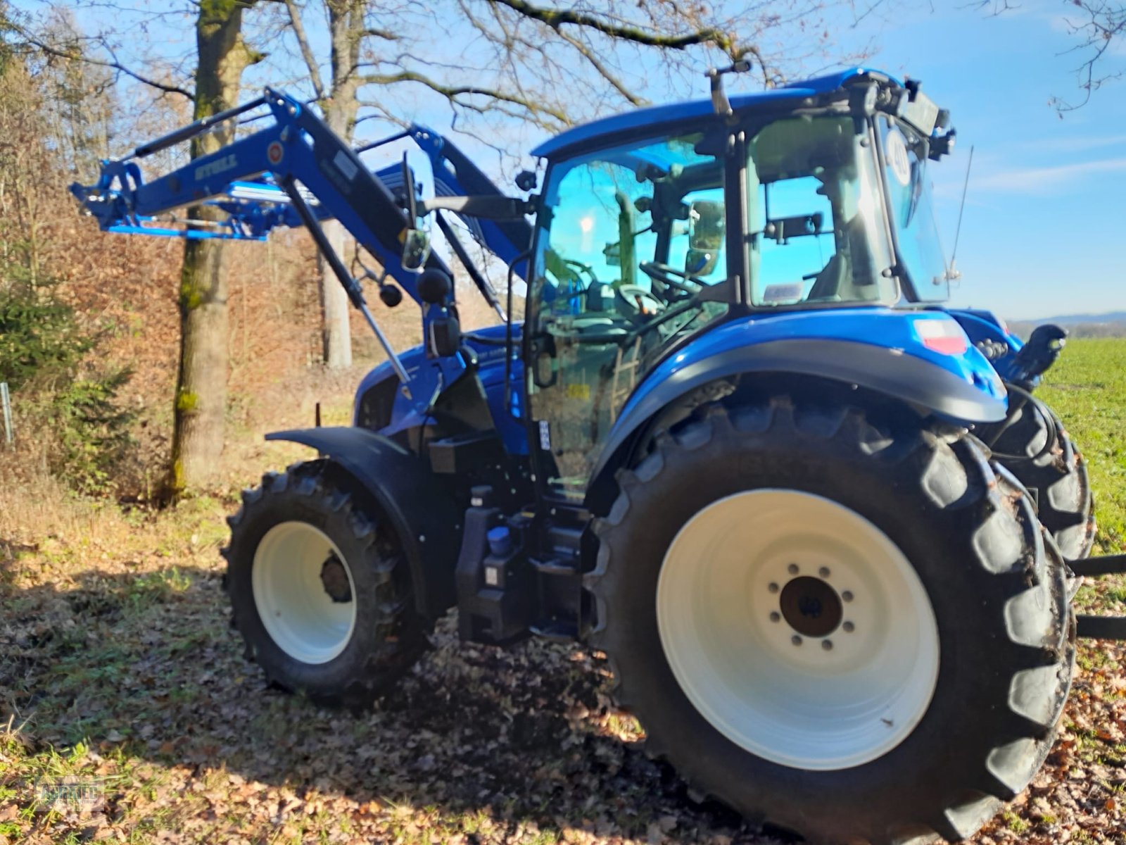 Traktor del tipo New Holland T5.90, Gebrauchtmaschine en Gerzen (Imagen 4)