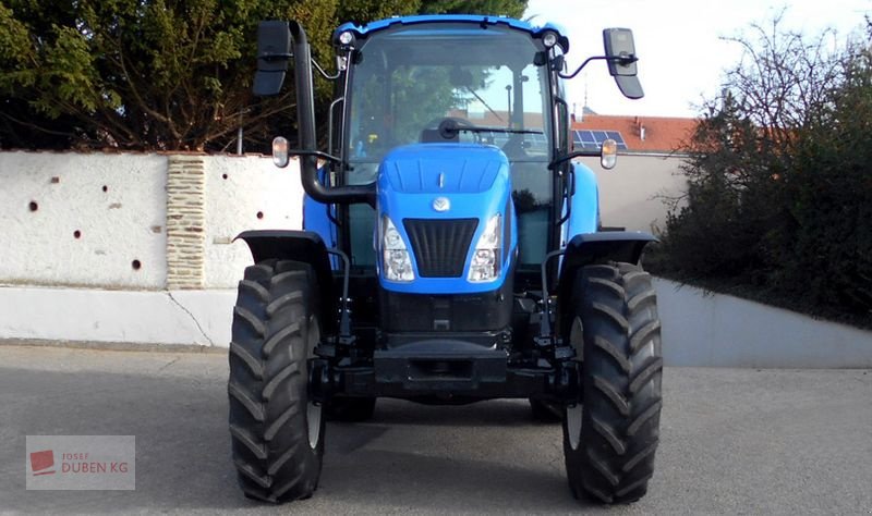 Traktor des Typs New Holland T5.90, Vorführmaschine in Ziersdorf (Bild 2)