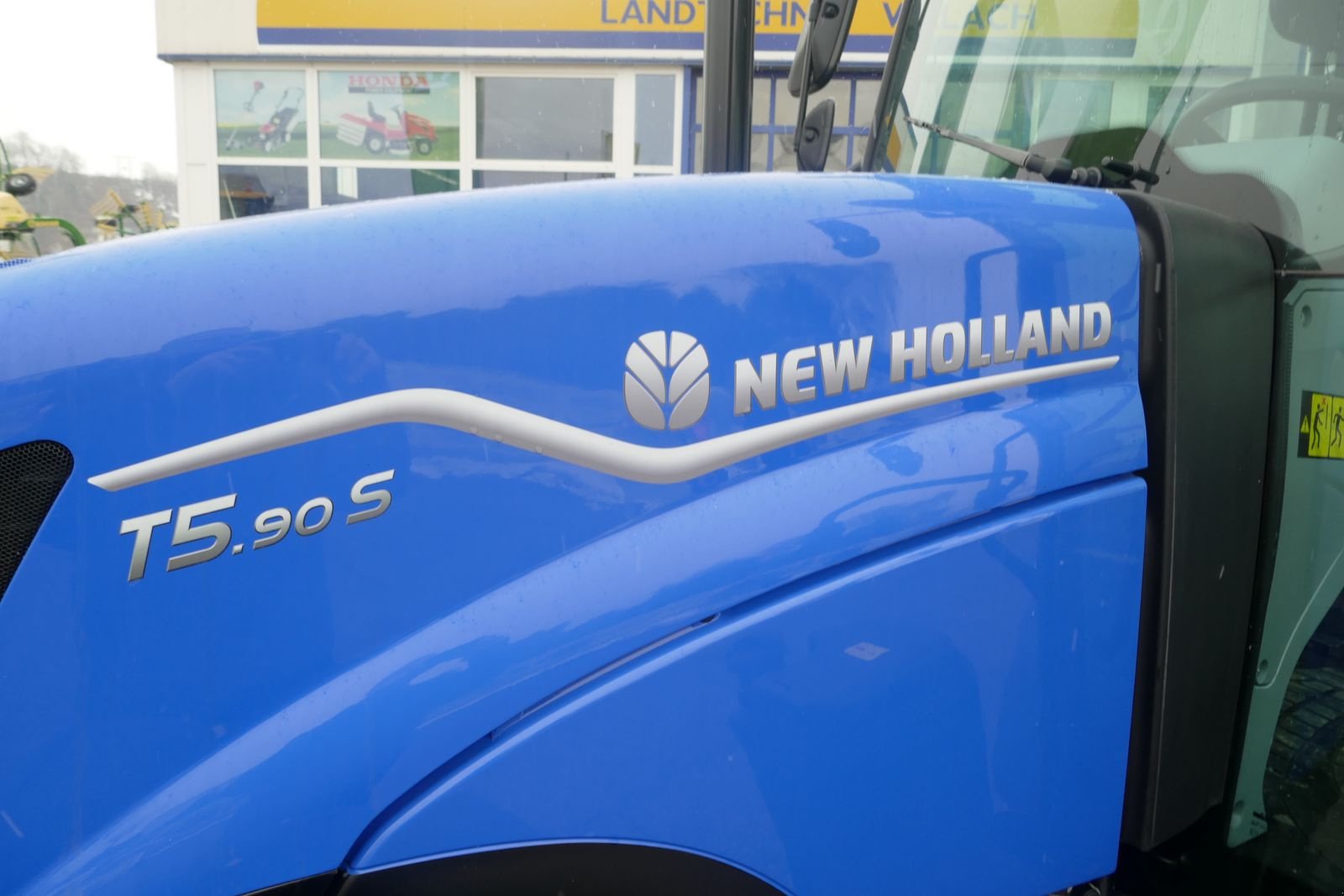 Traktor des Typs New Holland T5.90S Powershuttle, Gebrauchtmaschine in Villach (Bild 2)