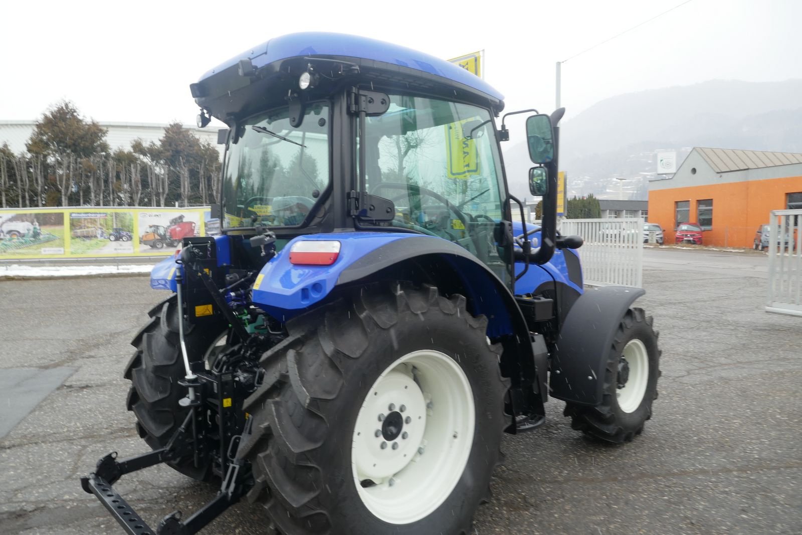 Traktor des Typs New Holland T5.90S Powershuttle, Gebrauchtmaschine in Villach (Bild 7)