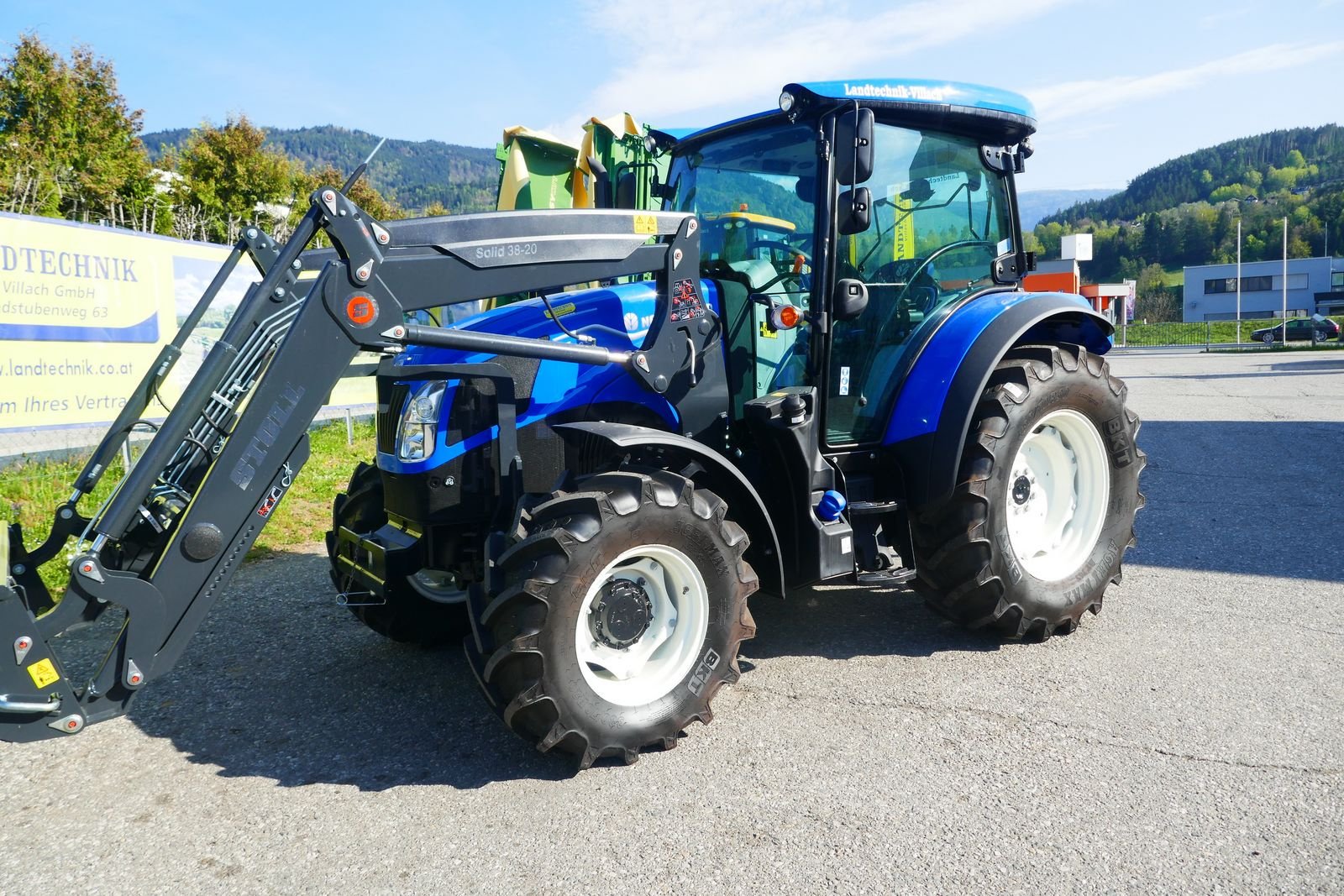 Traktor of the type New Holland T5.90S Powershuttle, Gebrauchtmaschine in Villach (Picture 1)