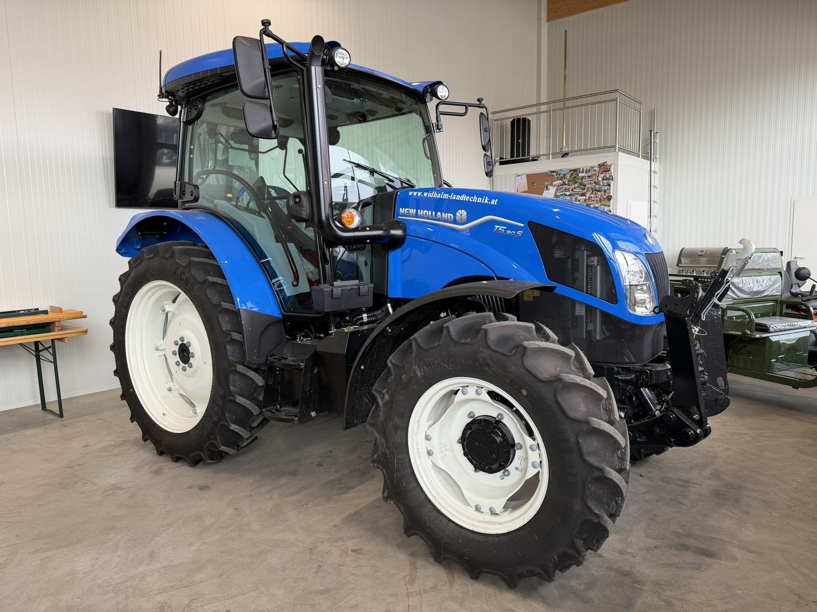 Traktor tip New Holland T5.90S Powershuttle, Neumaschine in Göpfritz (Poză 1)