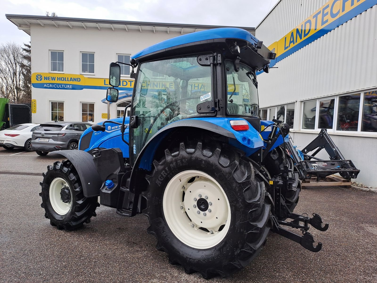 Traktor от тип New Holland T5.90S Synchro Shuttle, Neumaschine в Burgkirchen (Снимка 9)