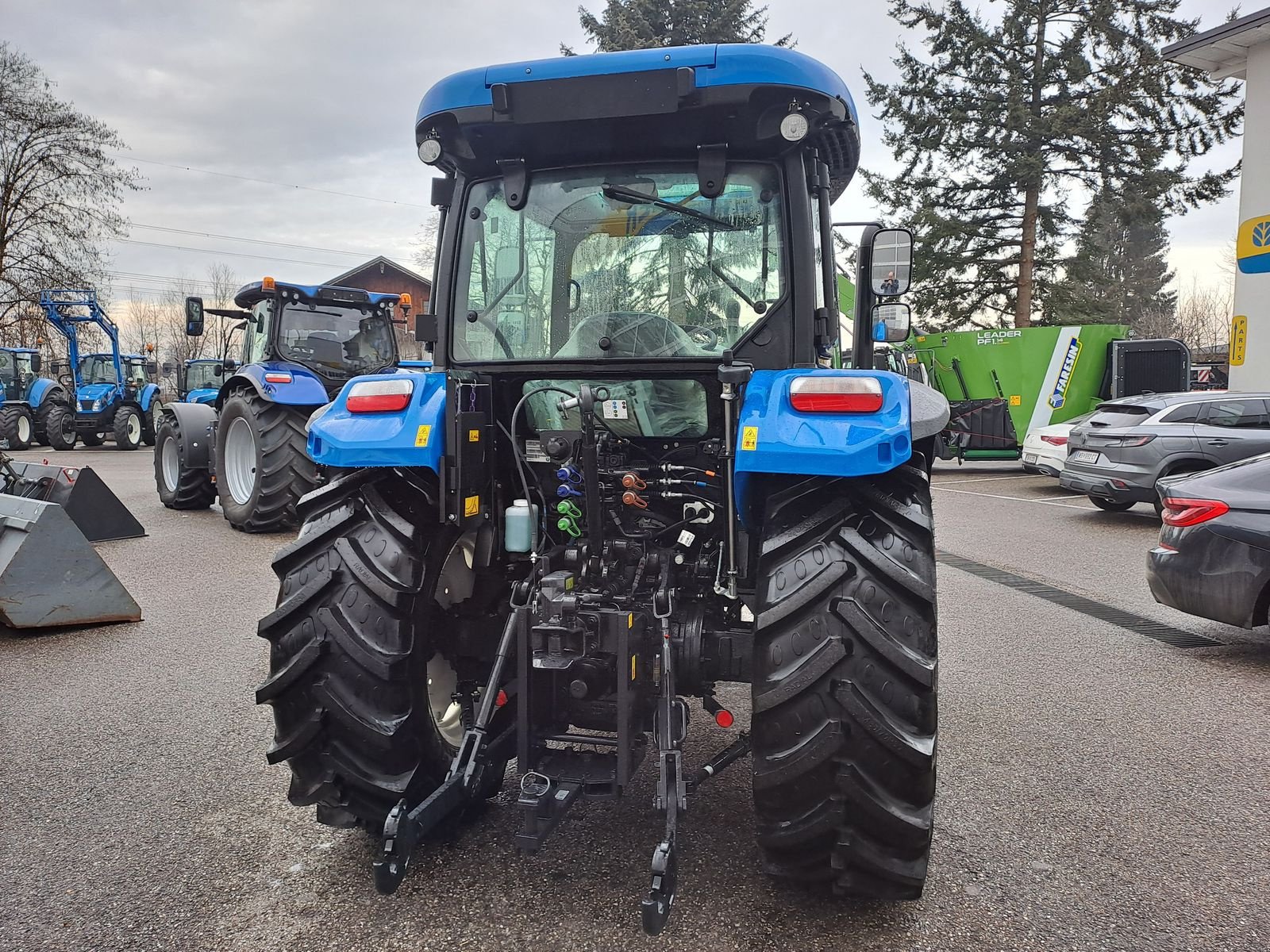 Traktor от тип New Holland T5.90S Synchro Shuttle, Neumaschine в Burgkirchen (Снимка 7)