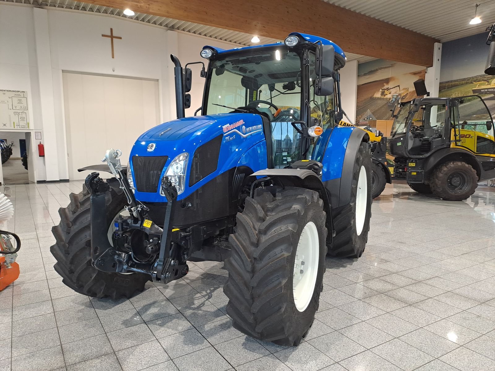 Traktor του τύπου New Holland T5.90S Synchro Shuttle, Neumaschine σε Burgkirchen (Φωτογραφία 1)