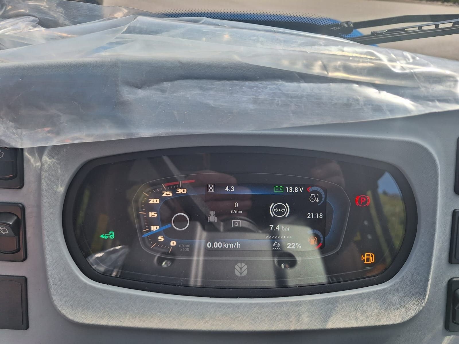 Traktor du type New Holland T5.90S Synchro Shuttle, Gebrauchtmaschine en Burgkirchen (Photo 12)