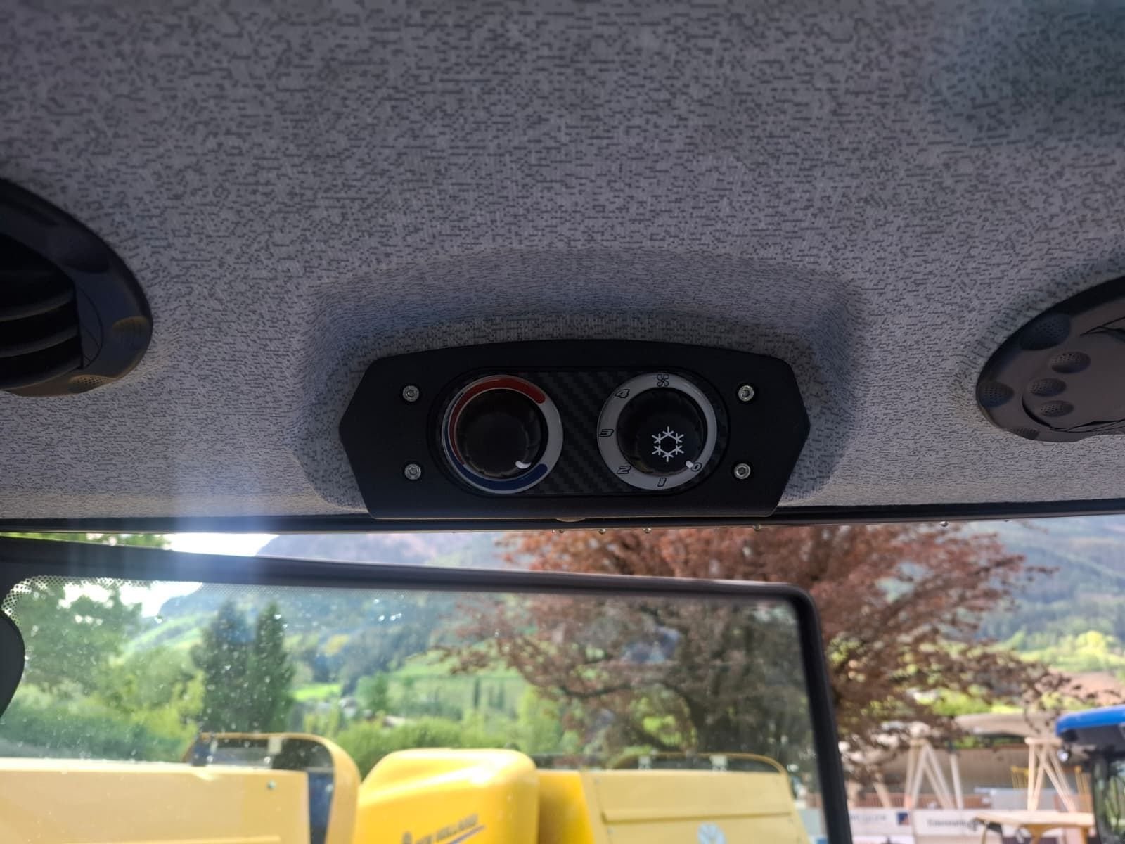 Traktor типа New Holland T5.90S Synchro Shuttle, Gebrauchtmaschine в Burgkirchen (Фотография 12)