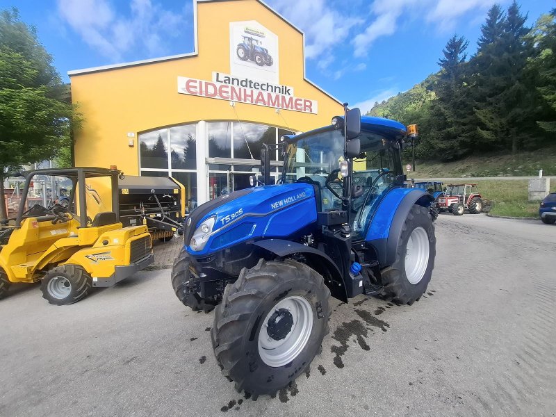 Traktor typu New Holland T5.90S Synchro Shuttle, Gebrauchtmaschine v Burgkirchen