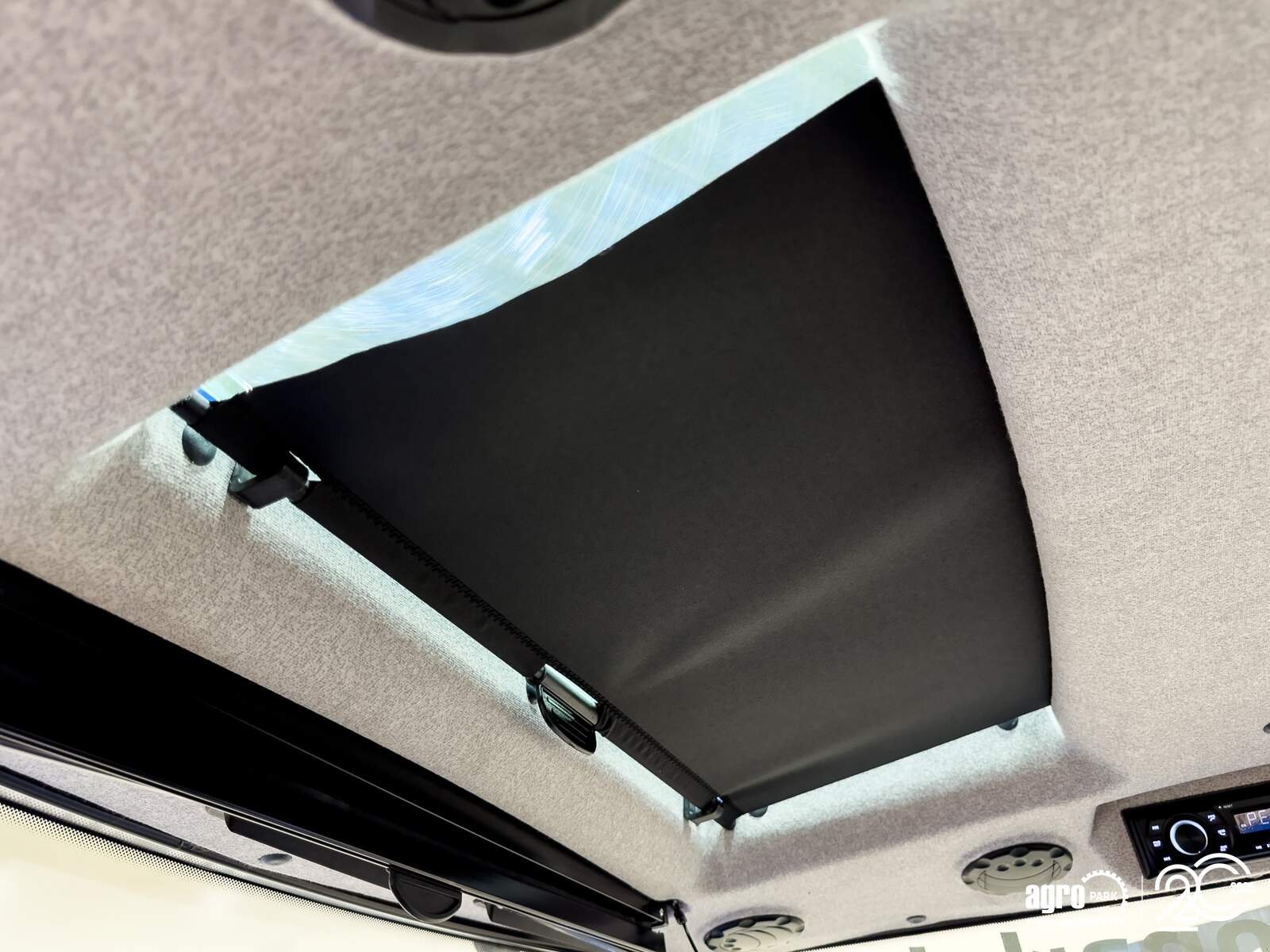 Traktor des Typs New Holland T5.90S tractor, UNUSED, air seat, air brakes, Gebrauchtmaschine in Csengele (Bild 29)