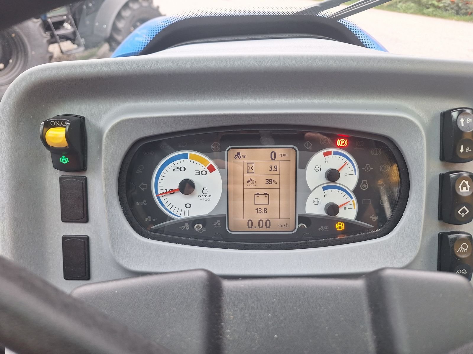 Traktor of the type New Holland T5.90S, Gebrauchtmaschine in Burgkirchen (Picture 11)