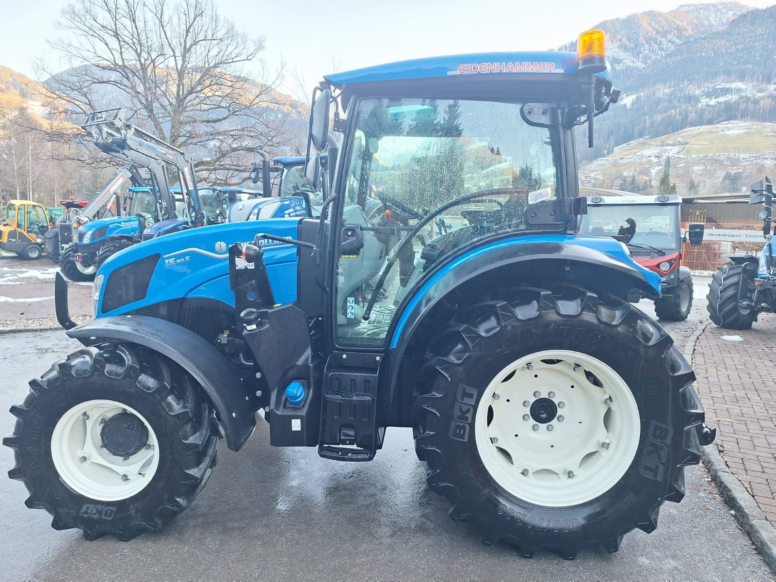 Traktor типа New Holland T5.90S, Gebrauchtmaschine в Burgkirchen (Фотография 8)