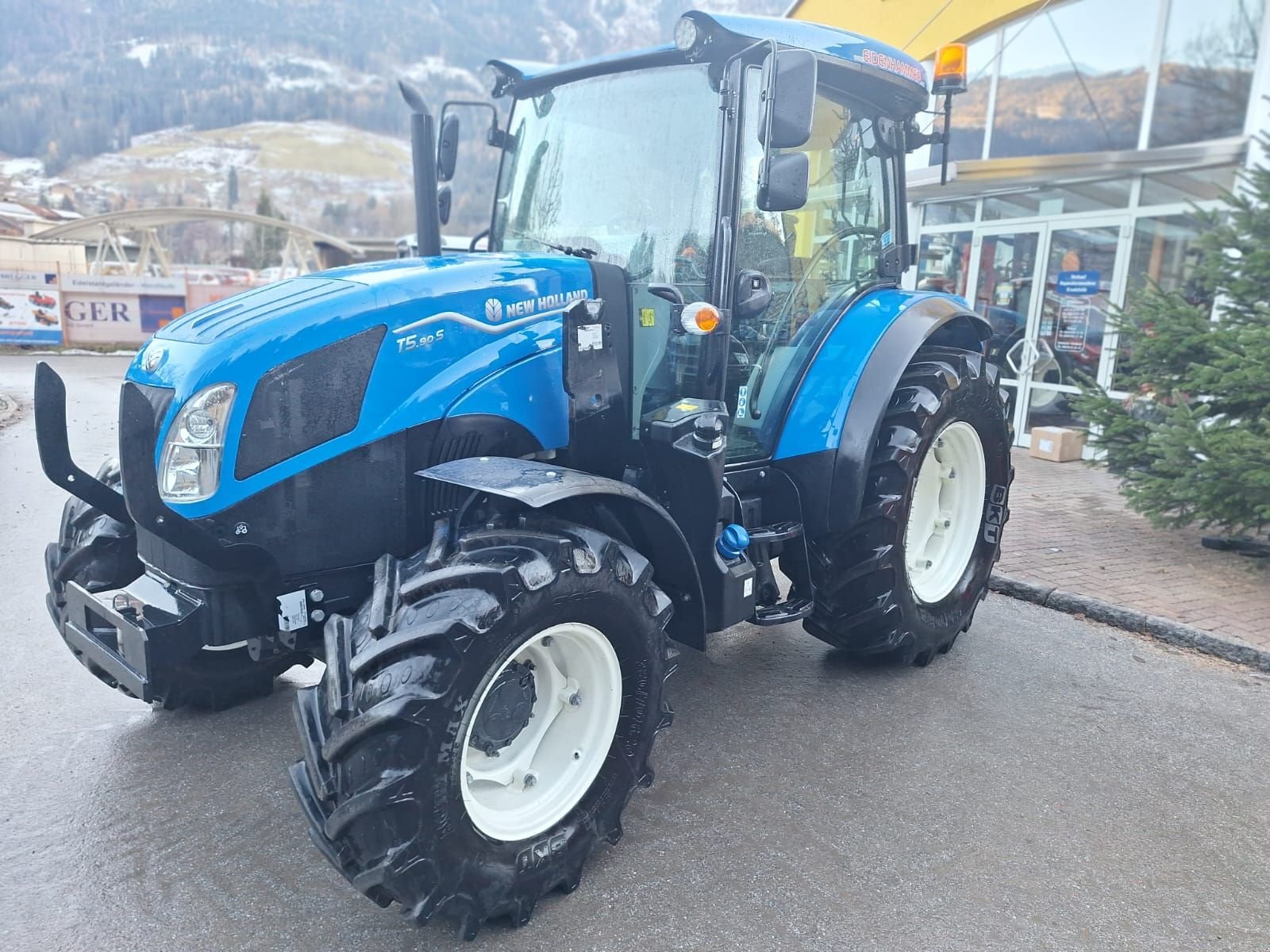 Traktor типа New Holland T5.90S, Gebrauchtmaschine в Burgkirchen (Фотография 9)