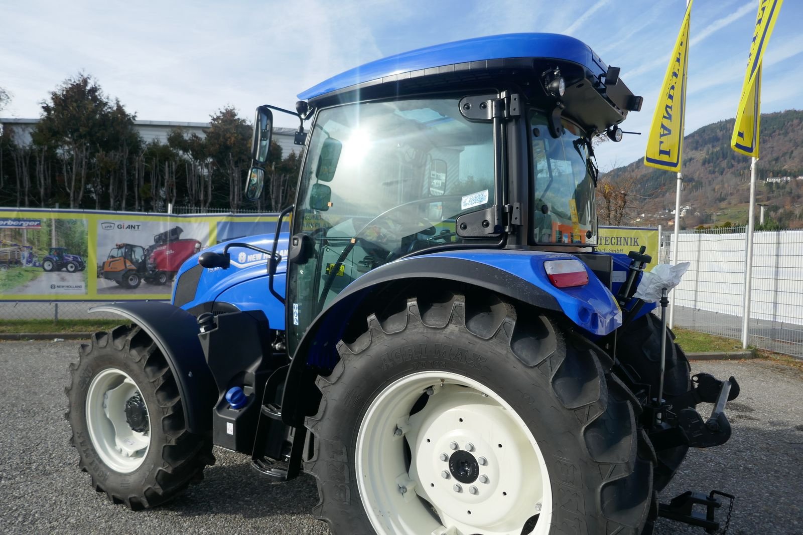 Traktor типа New Holland T5.90S, Gebrauchtmaschine в Villach (Фотография 7)