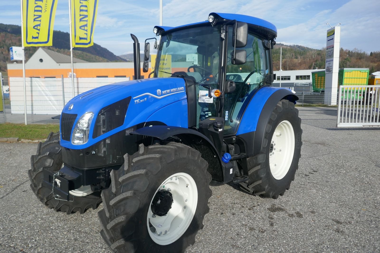 Traktor типа New Holland T5.90S, Gebrauchtmaschine в Villach (Фотография 2)
