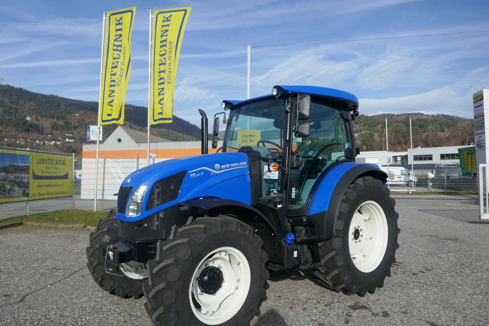 Traktor типа New Holland T5.90S, Gebrauchtmaschine в Villach (Фотография 1)